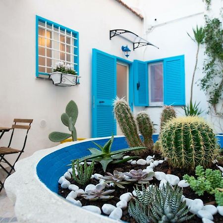 Light Blue - Apartment In The Middle Of Everything Торре-Аннунциата Экстерьер фото