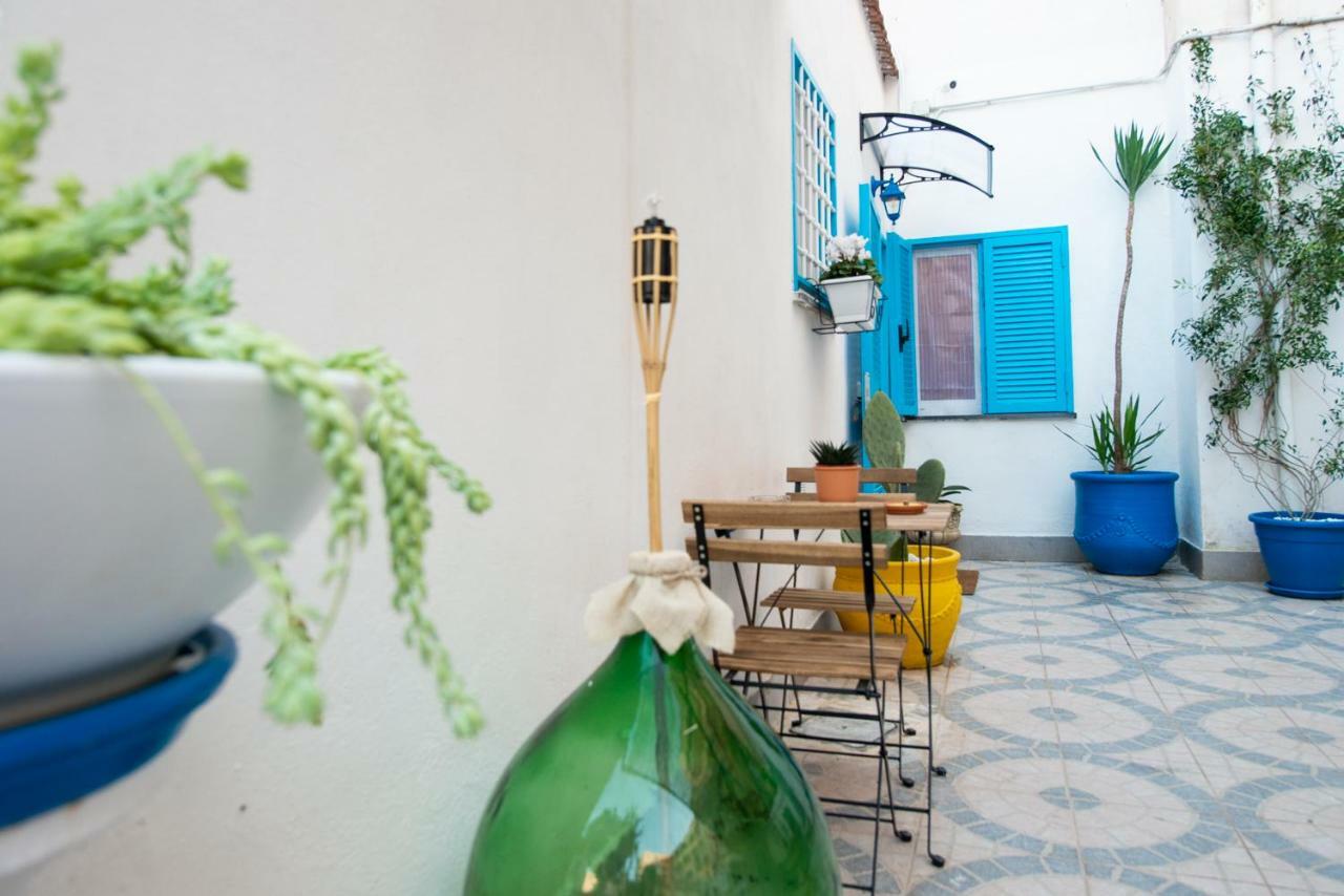 Light Blue - Apartment In The Middle Of Everything Торре-Аннунциата Экстерьер фото
