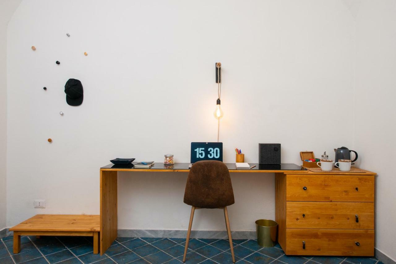 Light Blue - Apartment In The Middle Of Everything Торре-Аннунциата Экстерьер фото